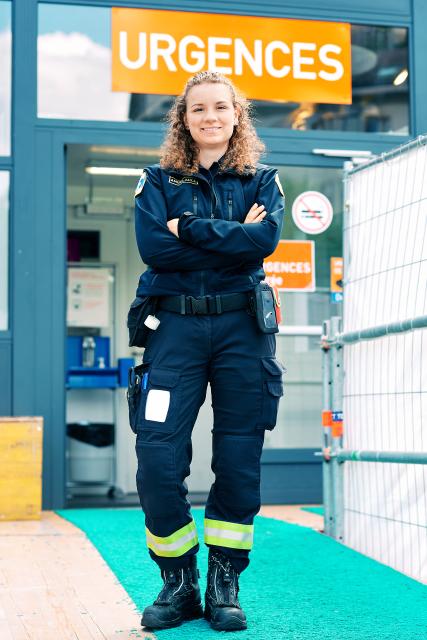 SRF DOK-SerieWir, die Pflegefachkräfte von morgenRettungs-Sanitäterin Fanny Monney ist im letzten Praktikum zur Rettungs-Sanitäterin.2022Copyright: SRF/RTS/Anna Nahabed