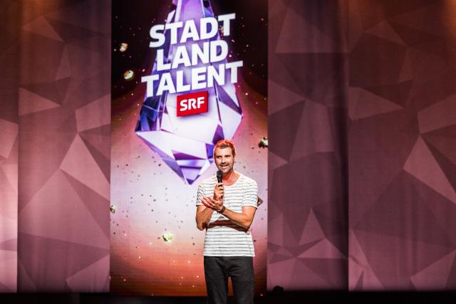 Stadt Land Talent Sendung aus dem Le Théâtre EmmenYves SchottCopyright: SRF/Mirco Rederlechner