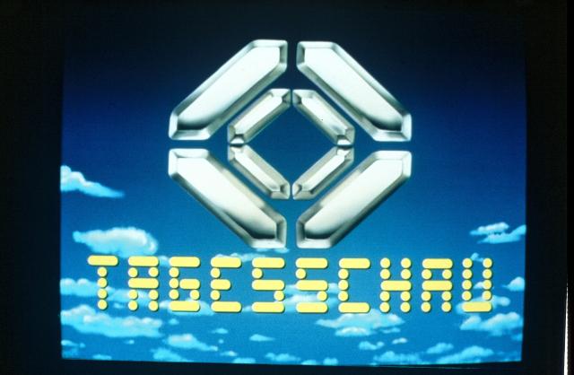 Chronik50 Jahre SF DRSSignet Tagesschau  (genannt Schliessmuskel) mit Wolken.Logo von 1985-89Copyright: SF DRS