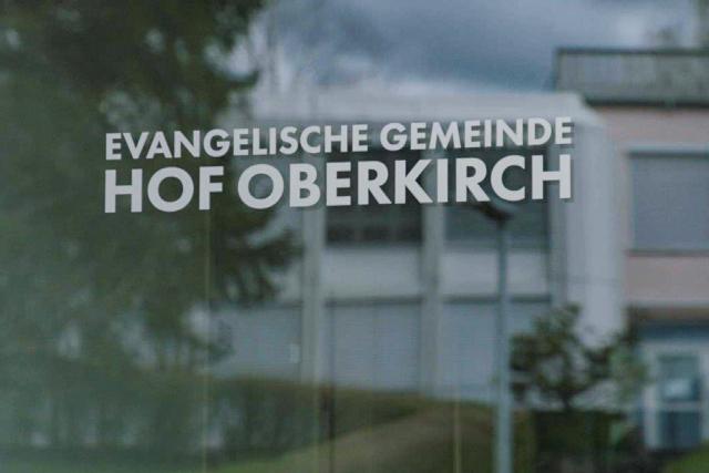 SRF DOKDie evangelikale Welt der Läderachs – Züchtigung im Namen GottesFreikirche LogoCopyright: SRF