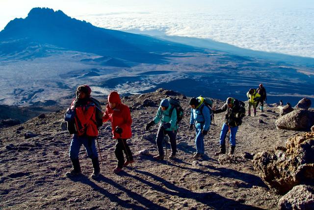 SRF DOKAbenteuer Kilimandscharo – Auf Expedition in TansaniaFolge 3Aufstieg auf den Kilimandscharo2023Copyright: SRF