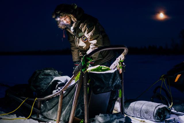 DOK - Abenteuer Lappland: Die Husky-Tour des Lebens Juho Ylipiessa in der 19 Stunden dauernden Nacht Lapplands